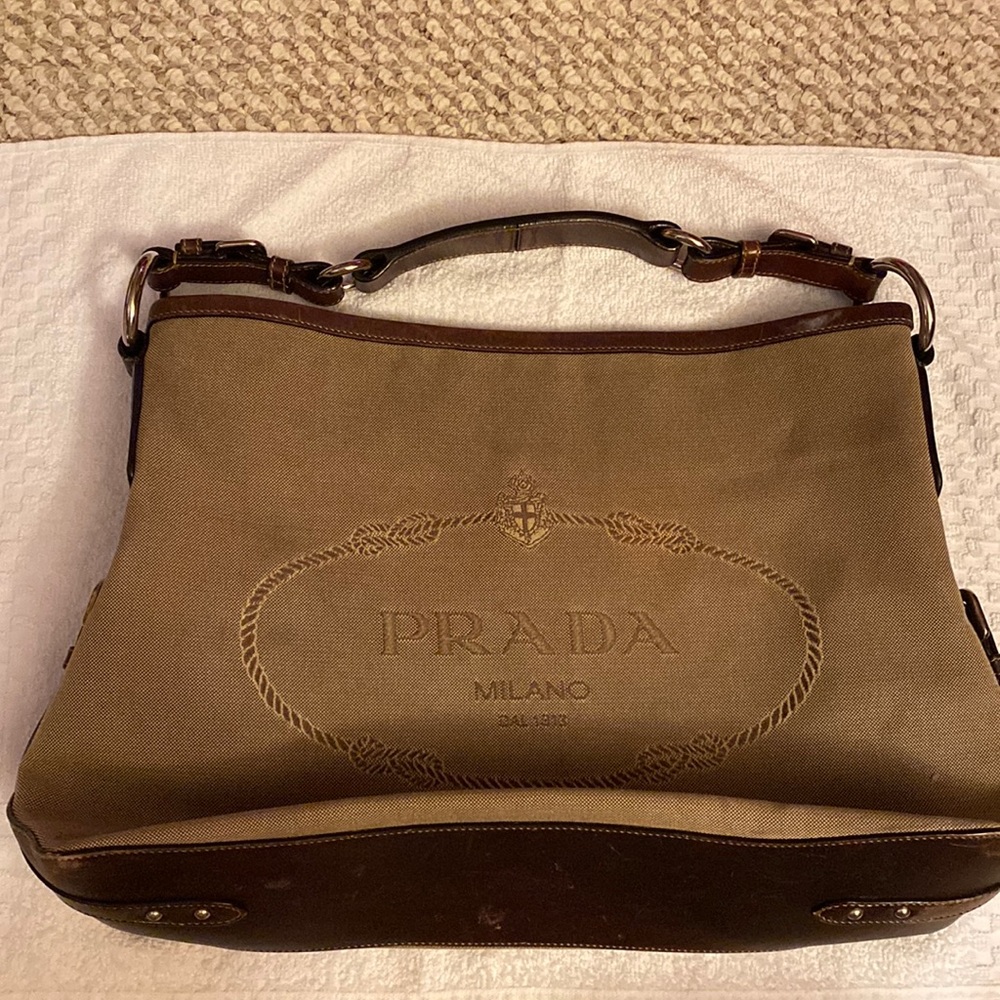 PRADA SHOULDER BAG 16x11 good condition. Normal wear and tear